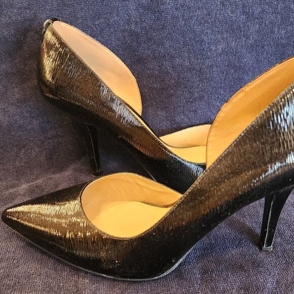 New Michael Kors Black Patent Leather Pumps Size 10 Available in Black and Tan - Picture 1 of 15